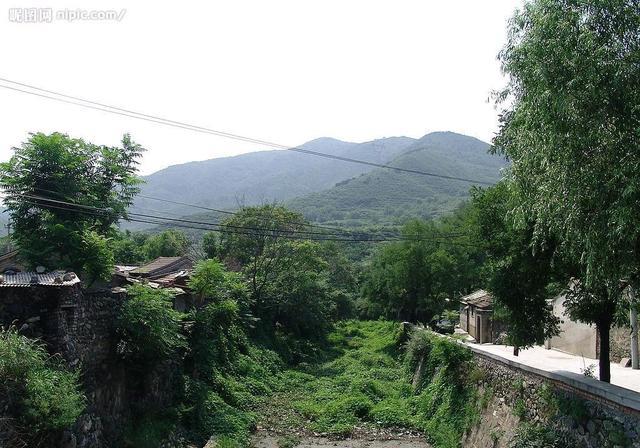 农村人是靠山吃山，靠水吃水吗？